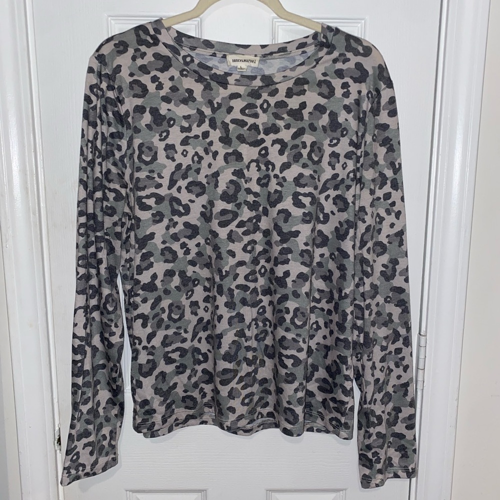 Dance & Marvel Gray Leopard Print Top